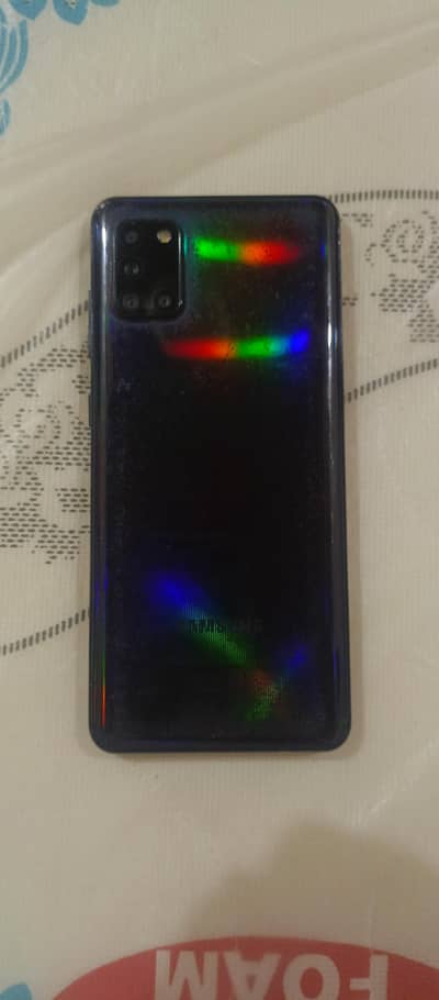 Samsung A31 4/128 with box and charger