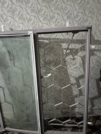 2 Window set for sale