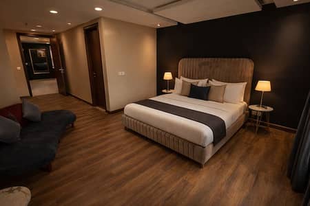 2 Bedrooms Luxury Furnished Apartment is Available For Rent in Bahria Town Lahore
