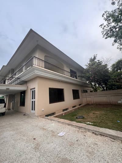 1 Kanal Full House For Rent