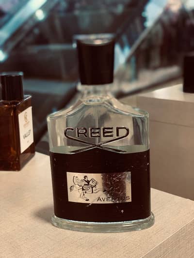 Creed Aventus perfume available in lot
