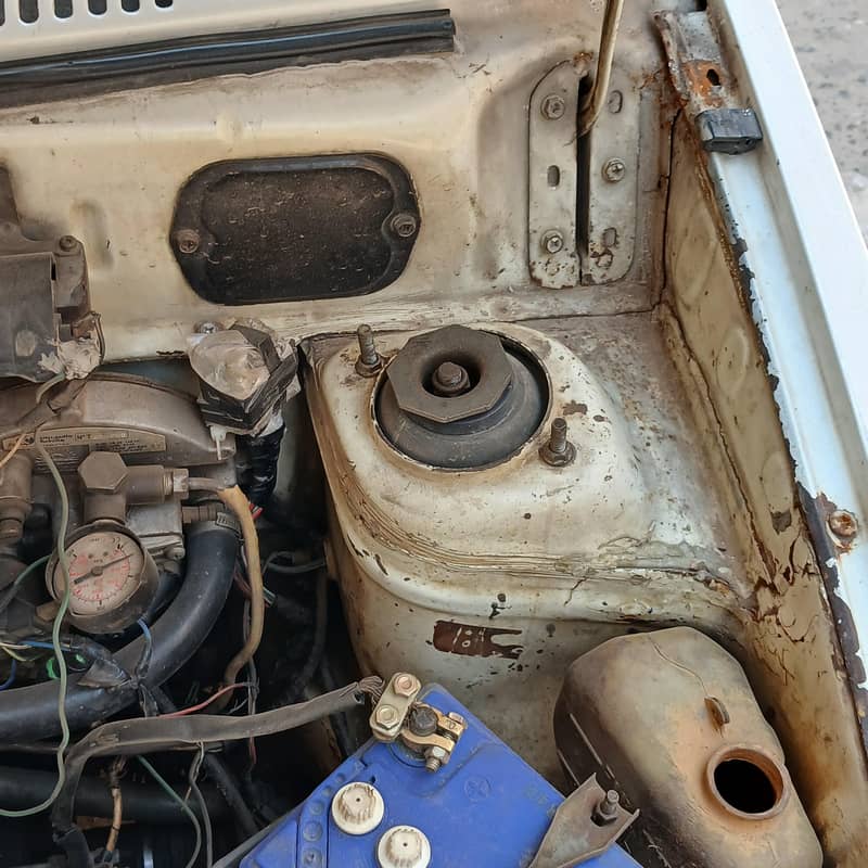 Mehran VX (CNG)  2002 Model 10