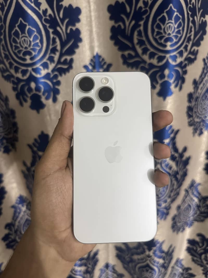 Iphone 15 Pro Max 0