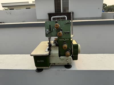 Juki overlock machine
