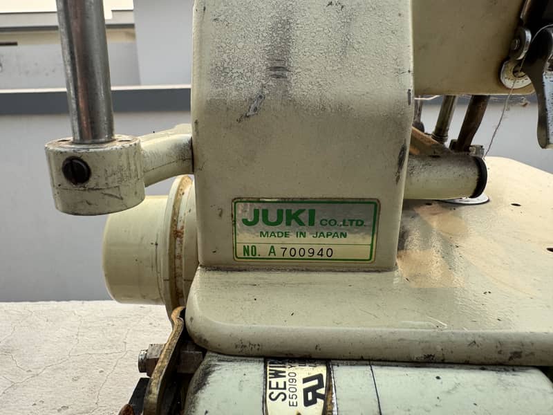 Juki overlock machine 4