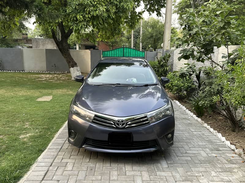 Corolla Altis 1.6 automatic 3