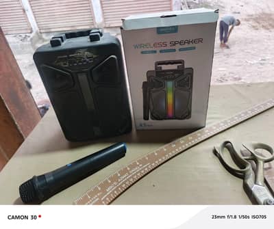 wireless speaker. one  mic  . .