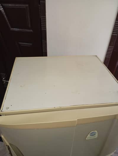 PEL FRIDGE