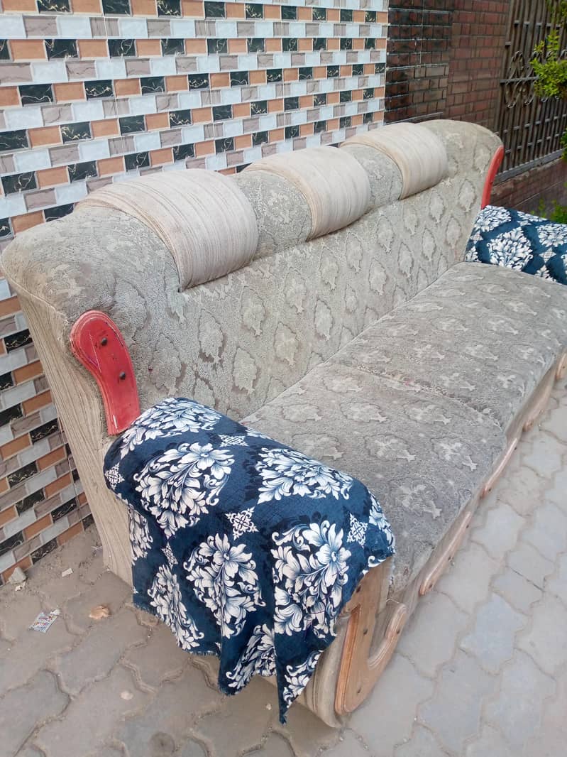 Sofa. 1