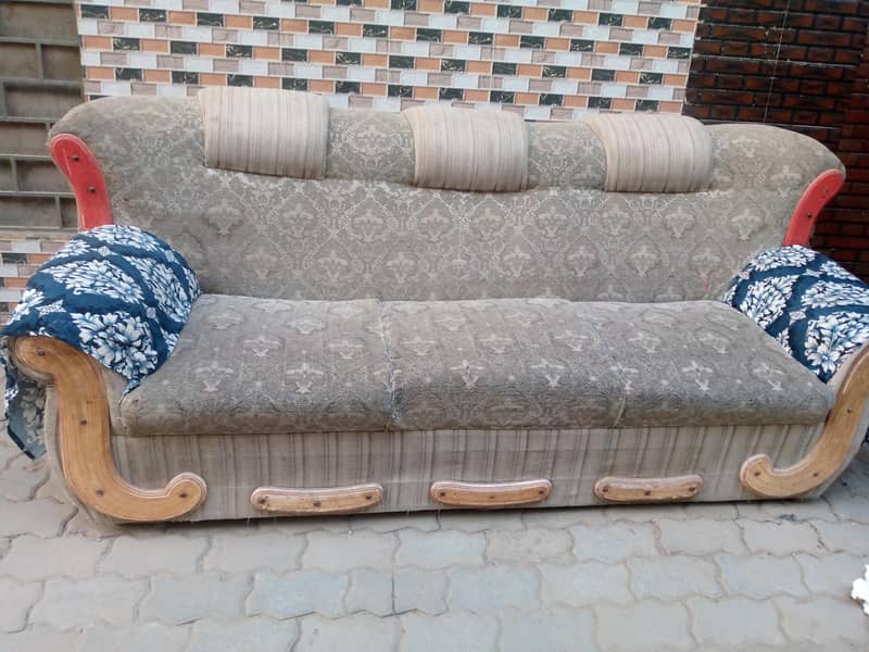 Sofa. 2