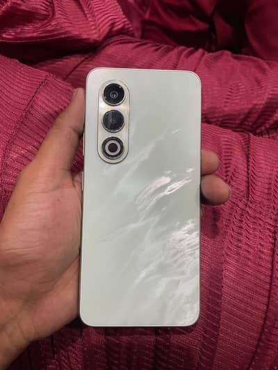 Model itel s25 condition 10/9 hai