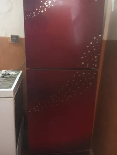 refrigerator for sell. . . current number: 03198513459