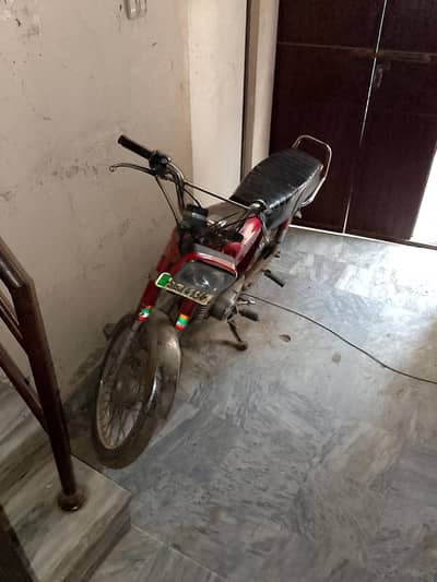 Yamaha 100cc Ist owner