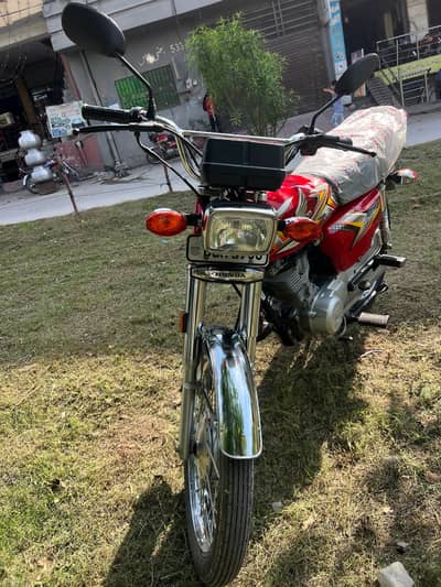 Honda 125 2025 Model Lush Conditions