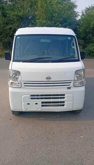 Nissan clipper