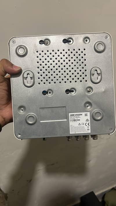 Hikvision DVR Available 4 Channel / 8 Channel / 16 Channel