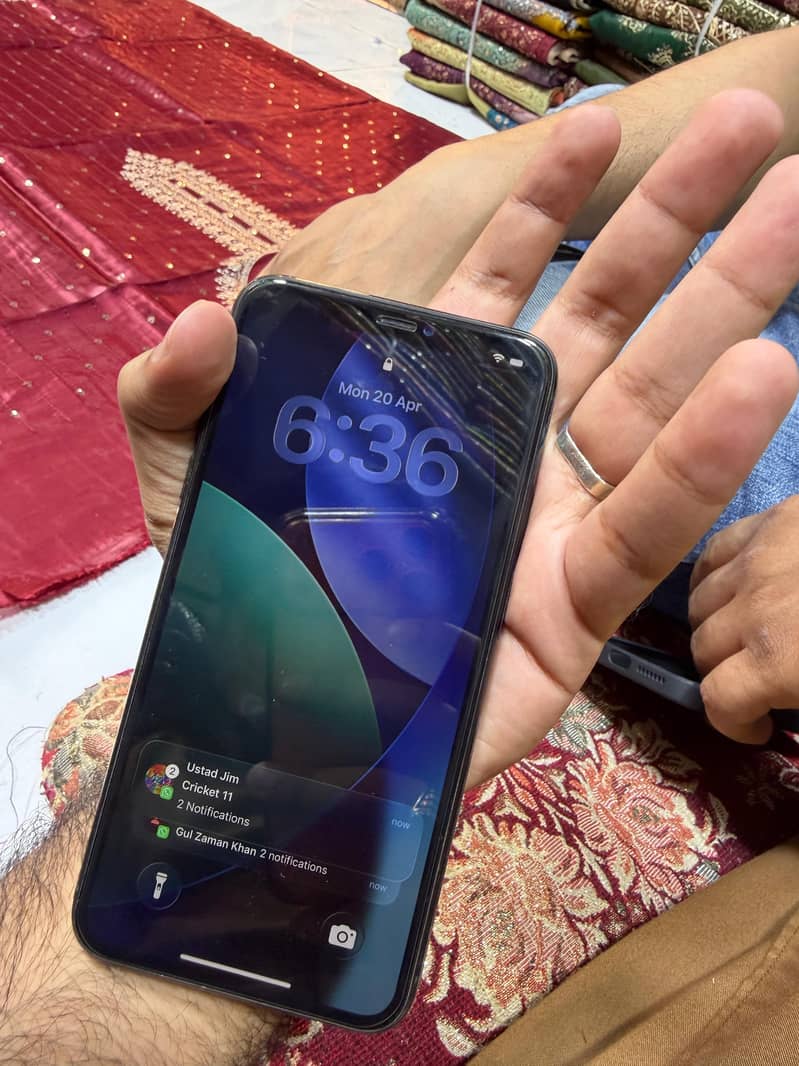 iPhone 3