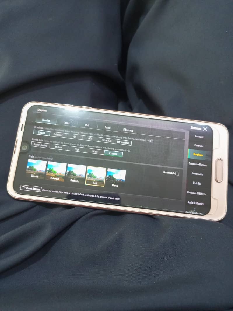 sharp Aquos R2 3