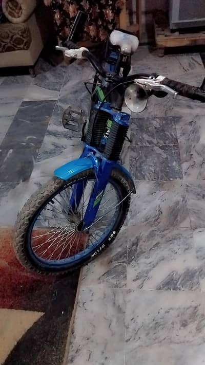 Kids Cycle 20 size in Blue color Used