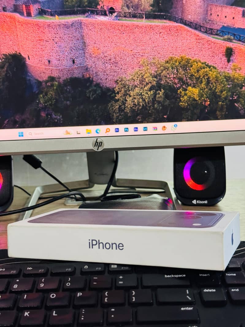 Iphone 17 pro max box pack 1