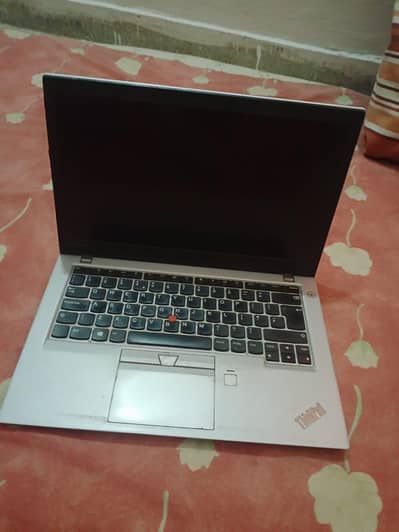 Lenovo Thinkpad Laptop i5 - 7th generation with touch