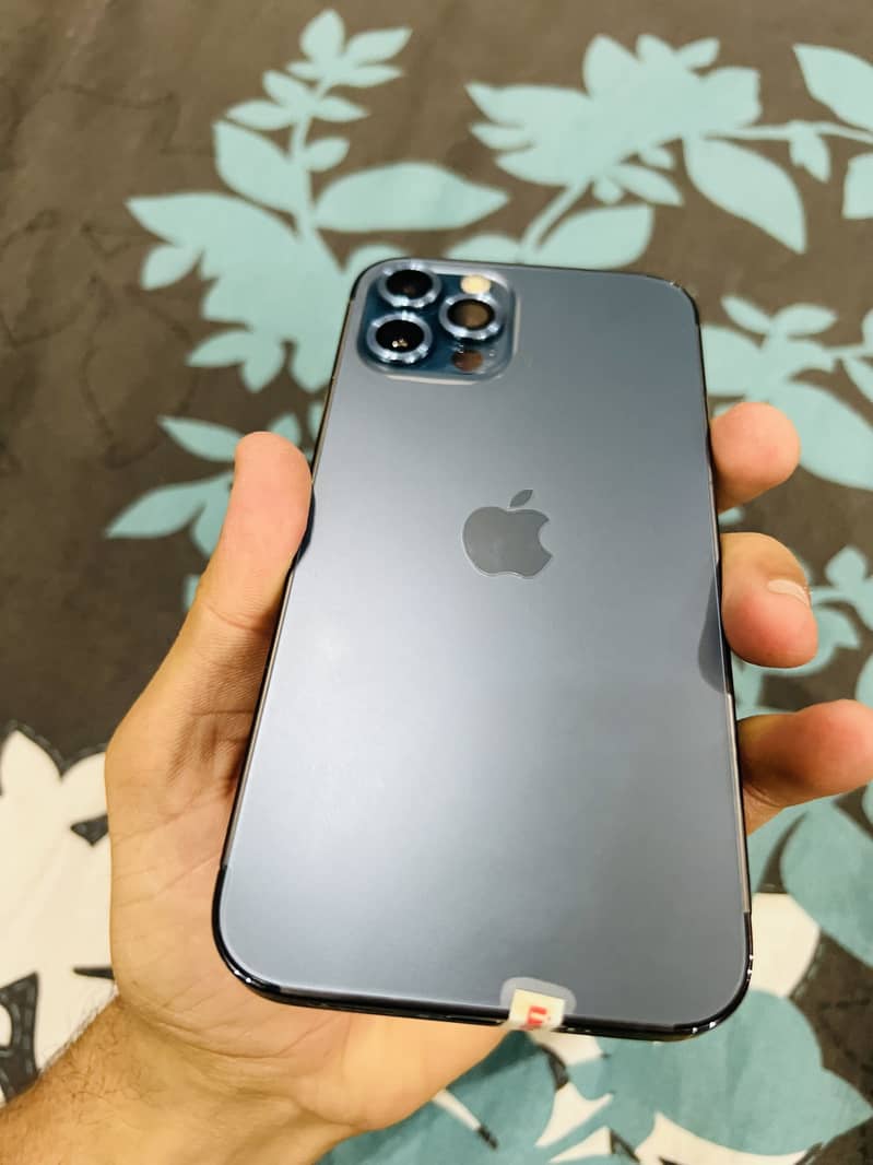 Iphone 12 pro 4