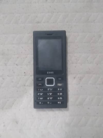 Q Mobile E995