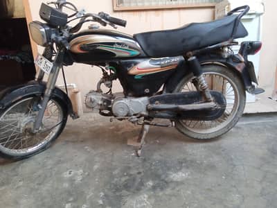 Bike for sale in a good Condition and in a good Price