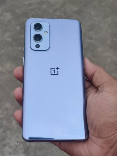 OnePlus 9 5G
