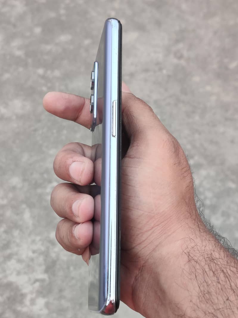 OnePlus 9 5G 1
