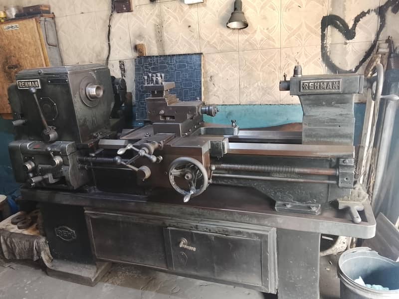 Lathe Machine 0
