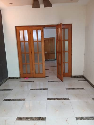 Lower Portion For Rent