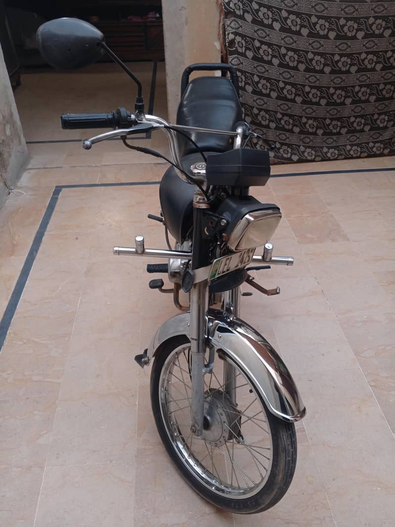 HONDA CD70 0