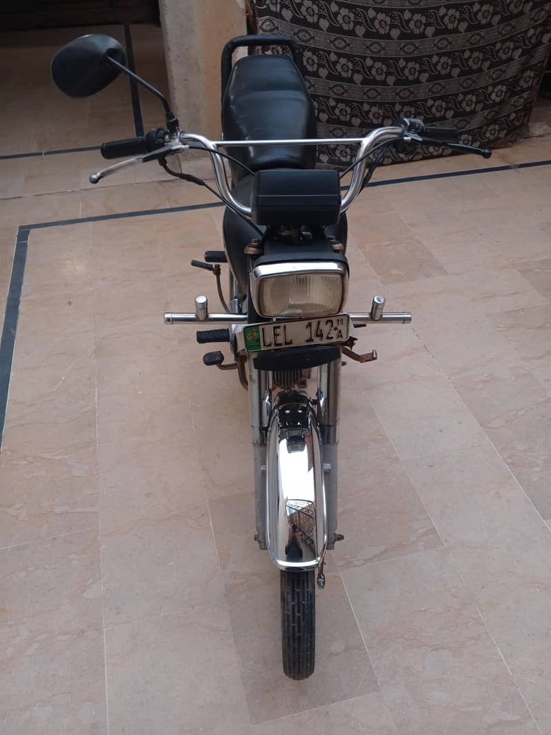 HONDA CD70 3