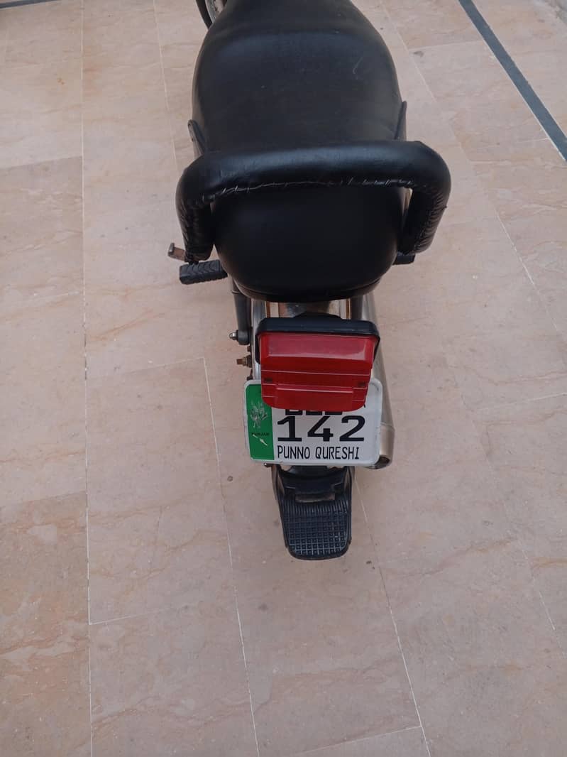 HONDA CD70 5