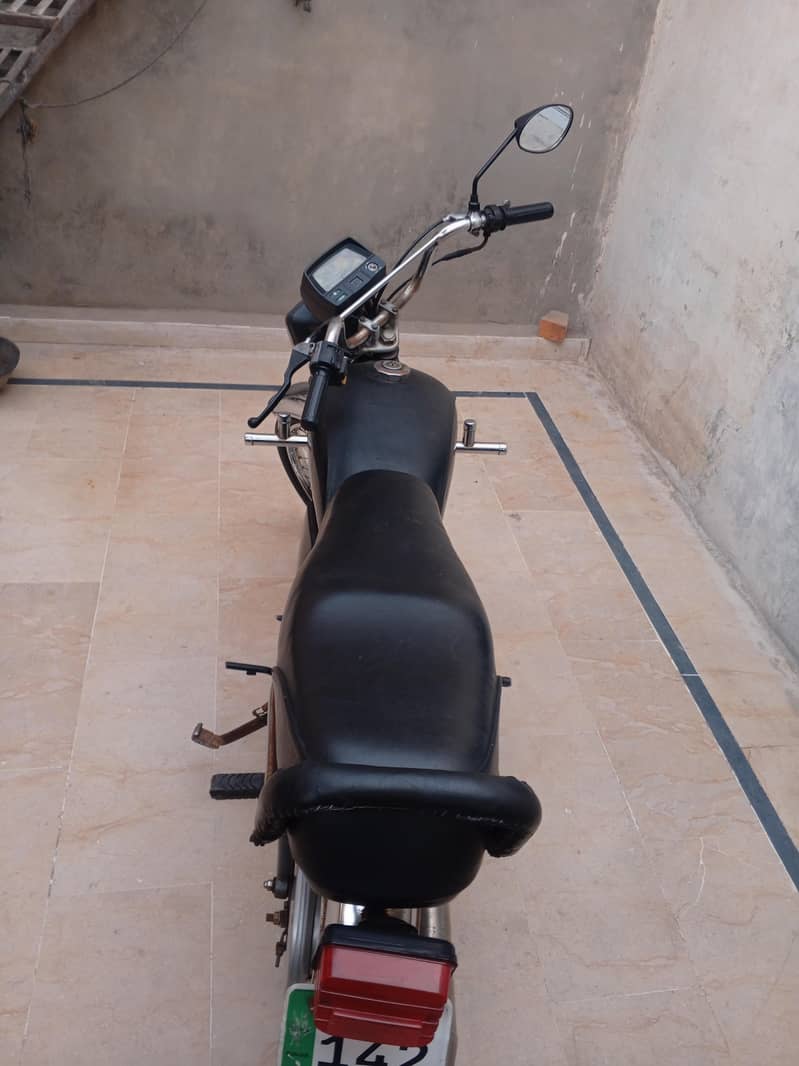 HONDA CD70 6