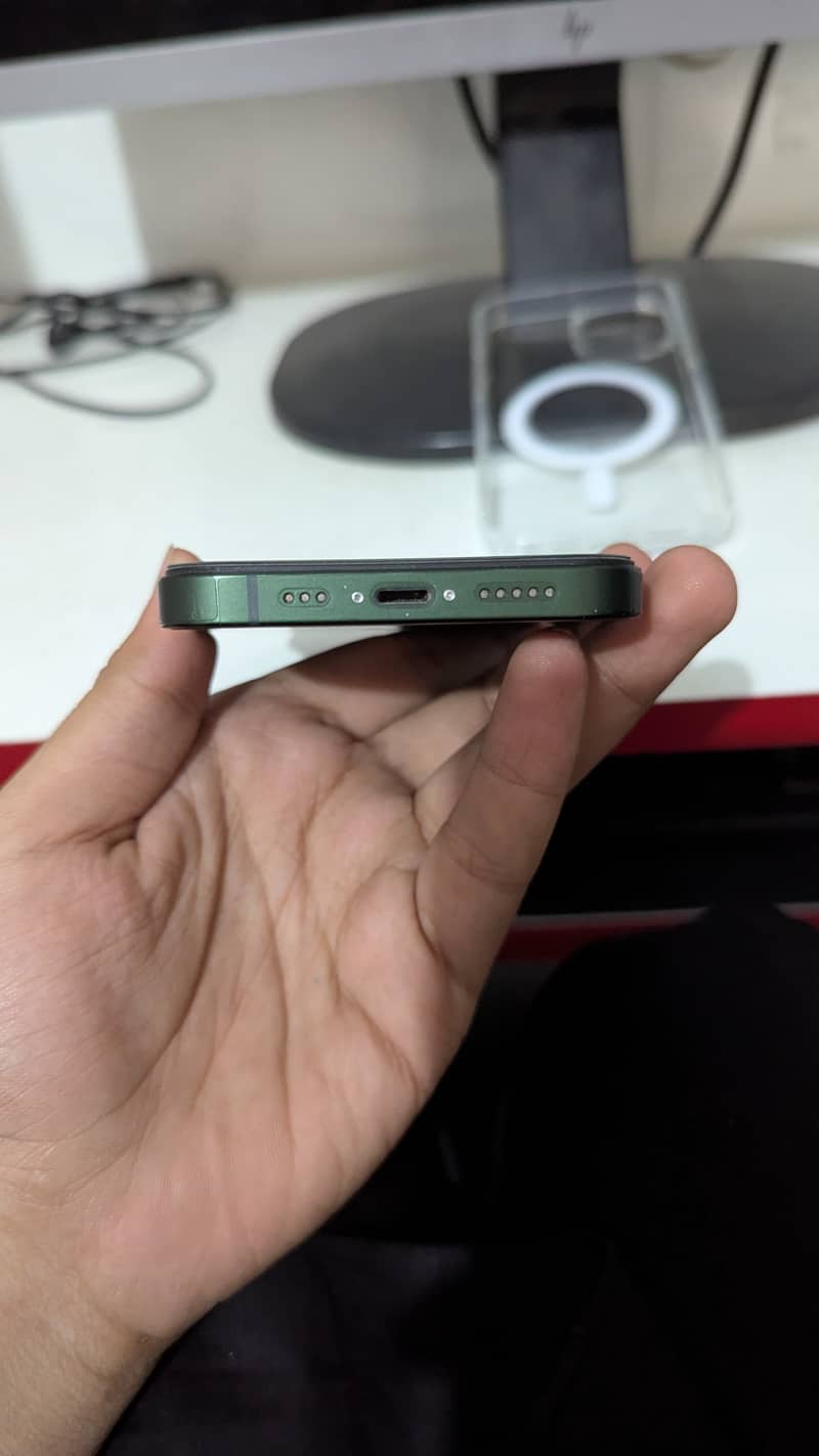 IPHONE 13 11