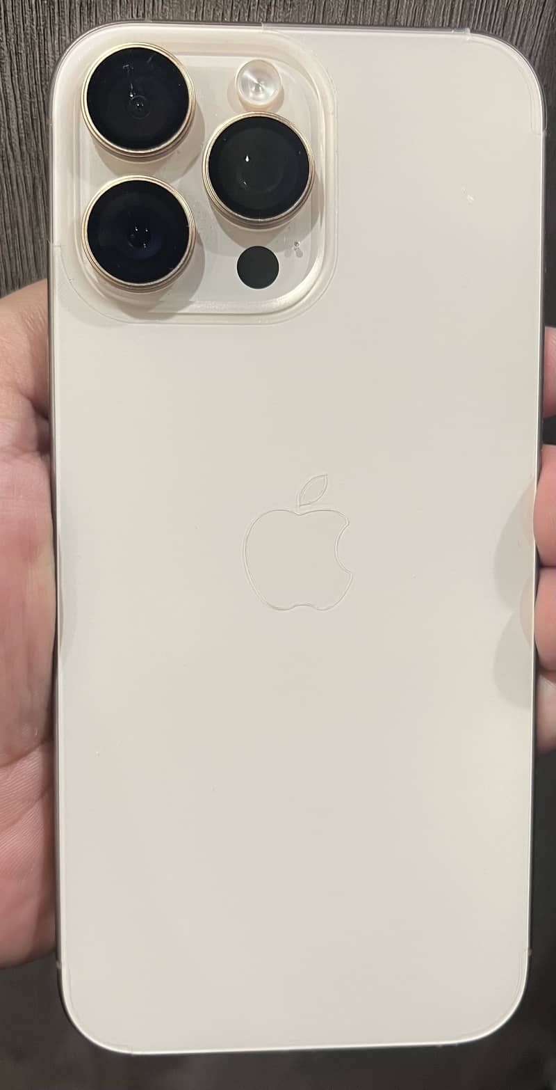 Iphone 16 Pro Max 4