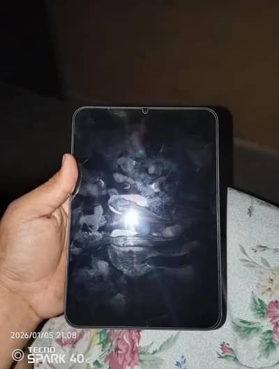 ipad mini 6 64 gb 92 battery health 10/10 hai with out box hai