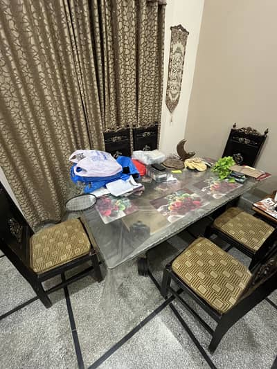 6 Seater Glass Top dining table Good condition
