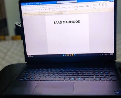 Alienware 18 Area 51, RTX 5090, Core Ultra 9, 64 GB RAM, 2 TB SSD