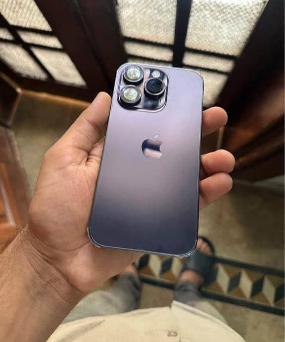 iPhone 14 pro 0