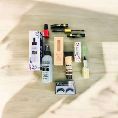 MakeupBundleDeal-foundation,fixer,Kajal,mscara+eyelashes Price: 150ma