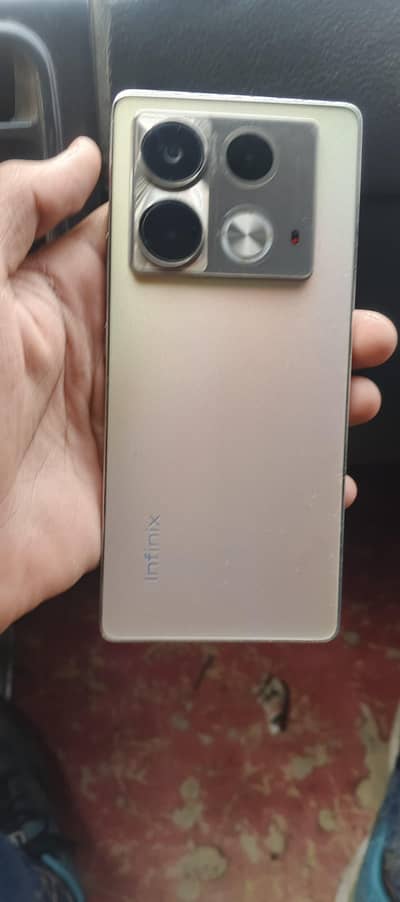 sirius log rabta kare