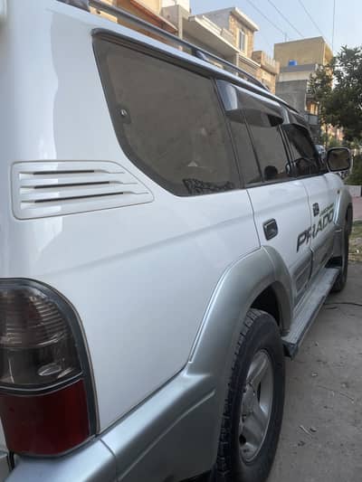 Prado 1999 model 03115137383