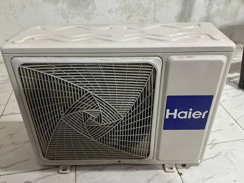 haier split AC 1 ton. 4