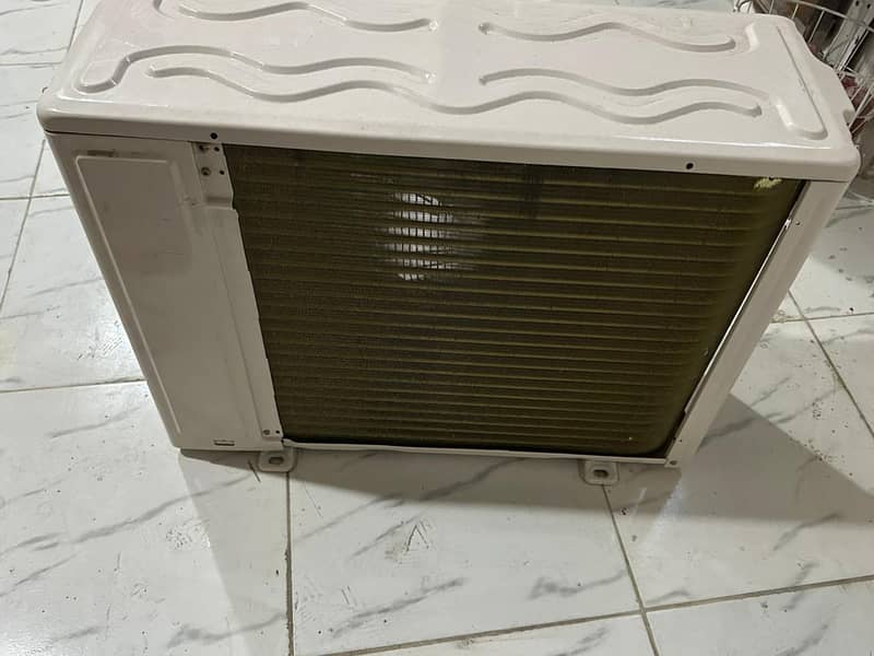 haier split AC 1 ton. 5