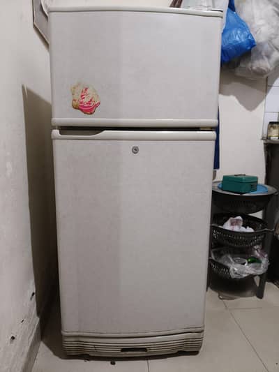 Pel refrigerator small size