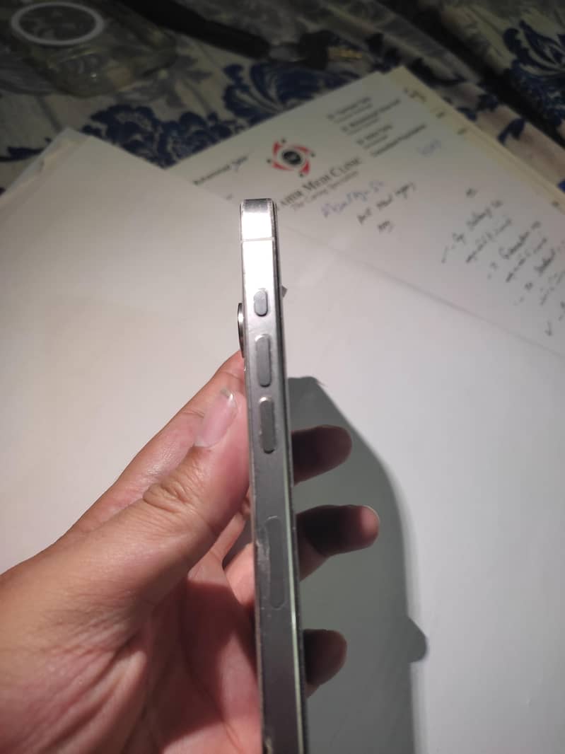 Iphone 15 pro jv 1