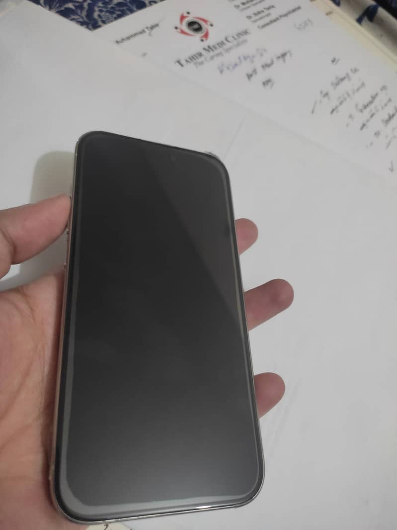 Iphone 15 pro jv 3